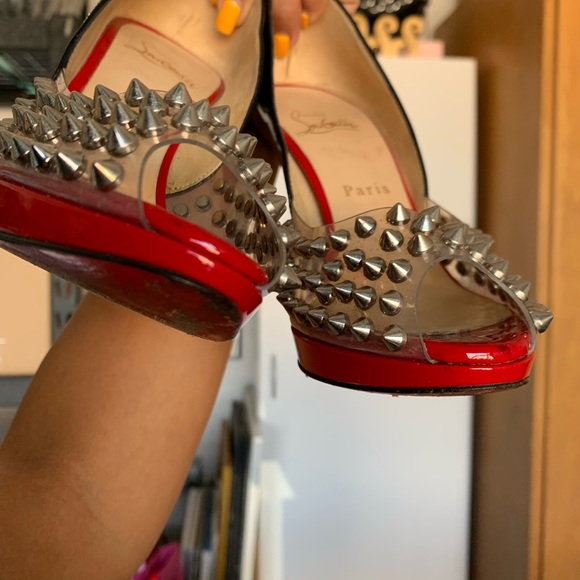 Louboutin heels - Picture 5 of 8